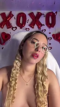 Irisweet  online show from February 15, 4:39 pm