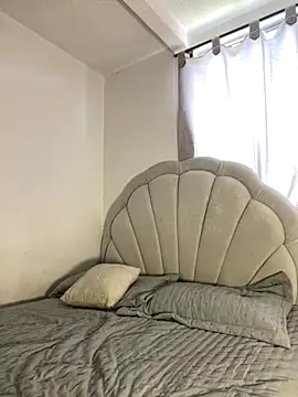 SaraVergara online show from September 9, 4:40 pm