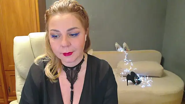 Cute sun online show from November 4, 6:57 pm