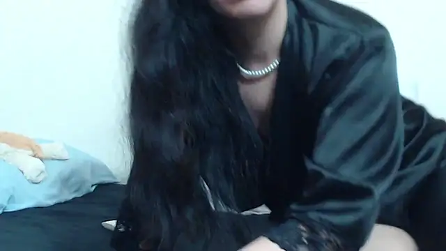 Snapshot of sex_mia chatting on October 13, 9:17 pm sex mia online show from October 13, 9:17 pm