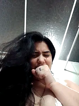 sex mia online show from March 9, 6:33 pm