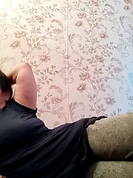 Zulfiya Bruce online show from February 15, 1:54 pm