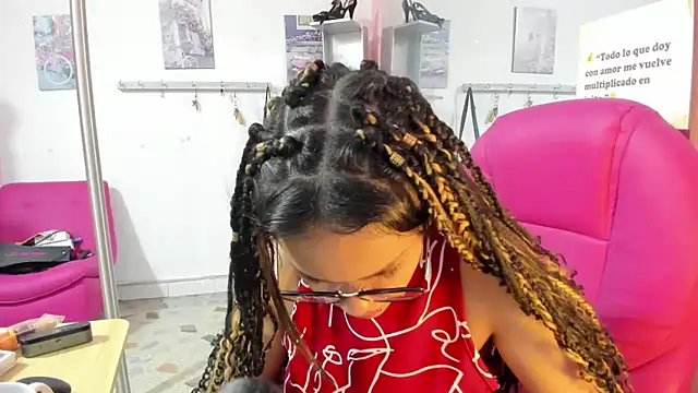 CAMILA--REY online show from February 17, 11:53 am