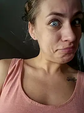 Keli Jessi online show from February 22, 9:26 pm