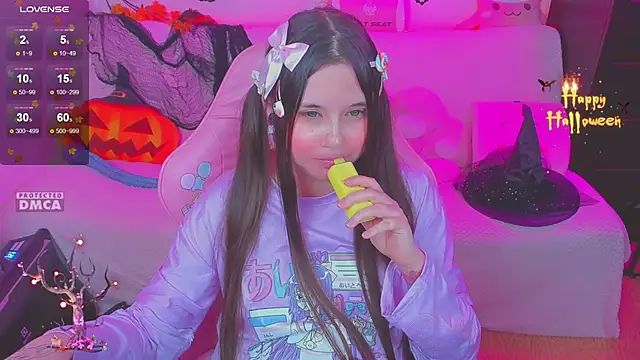 Lolisuccub online show from November 13, 7:35 pm