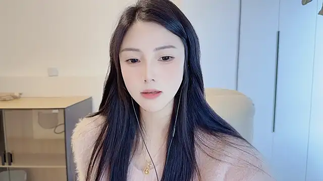 HaagenDazs  online show from April 14, 3:39 am