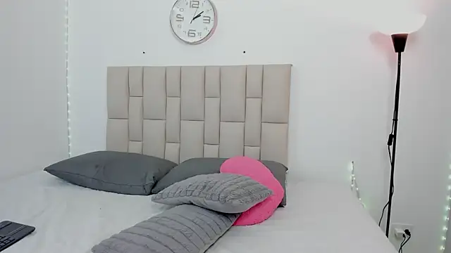 Sofia Blosom online show from April 18, 7:07 pm