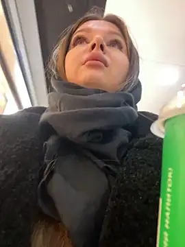 KrisMagnoly online show from November 21, 3:03 pm