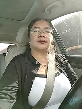   valentina18 online show from December 18, 1:38 pm