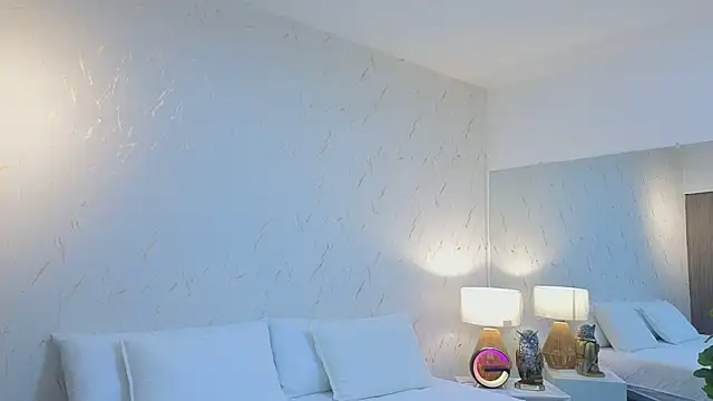 ava blue online show from March 31, 7:47 pm