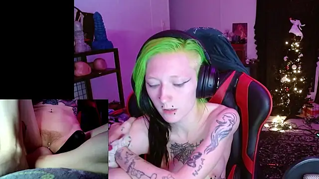 alicewonder09 online show from December 18, 5:34 am