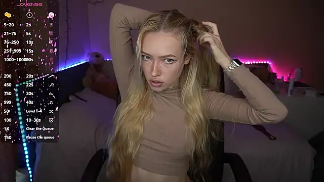 Snapshot of AmandaFiree chatting on November 1, 6:50 am AmandaFiree online show from November 1, 6:50 am