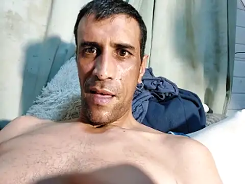 Hotcasados69 online show from March 1, 4:12 am