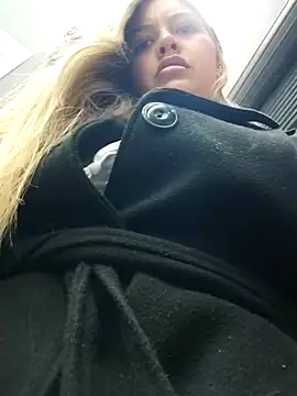 alana 69 online show from December 22, 10:46 pm