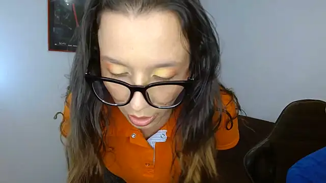Isaandysex2428 online show from August 8, 6:49 pm