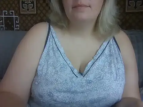 Diana Britt online show from October 1, 7:57 am