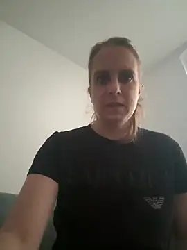 Chantalee online show from June 1, 5:20 am