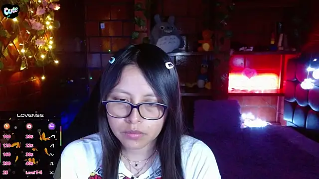 MidoriQuiinn online show from July 25, 2:18 am