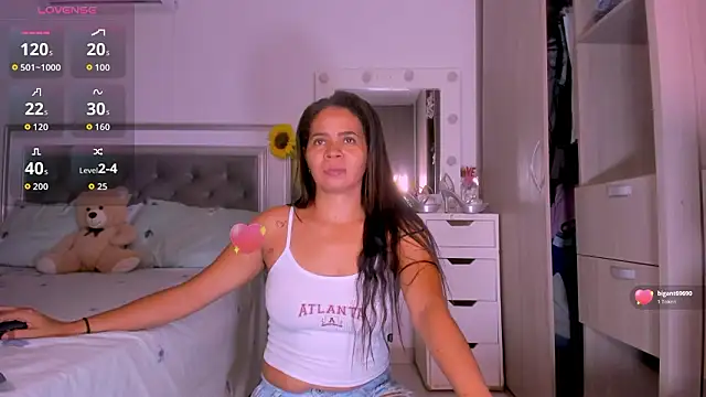 sharonDulce online show from March 16, 4:15 am