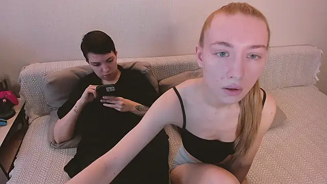 secret dreams   online show from March 21, 9:25 am