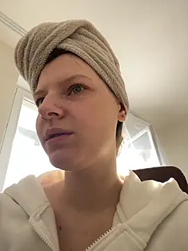 MaryHiggins online show from September 28, 10:09 am