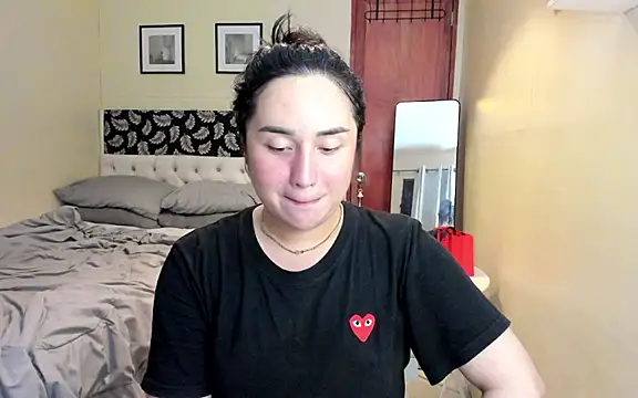 Sexysafarahh online show from May 13, 12:44 pm
