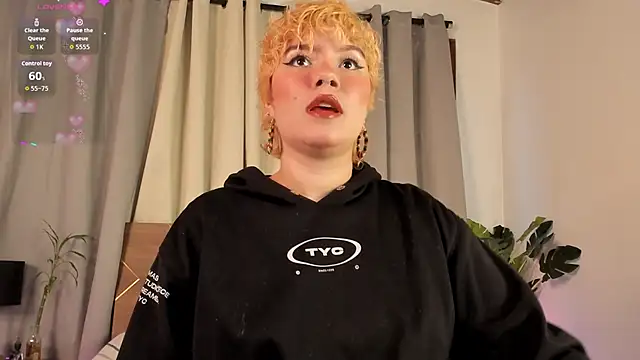 Amy art online show from January 16, 8:49 pm