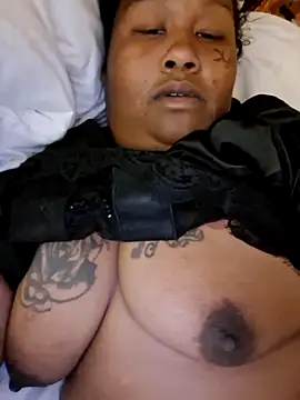 Nataliemarie12 online show from April 29, 7:19 pm