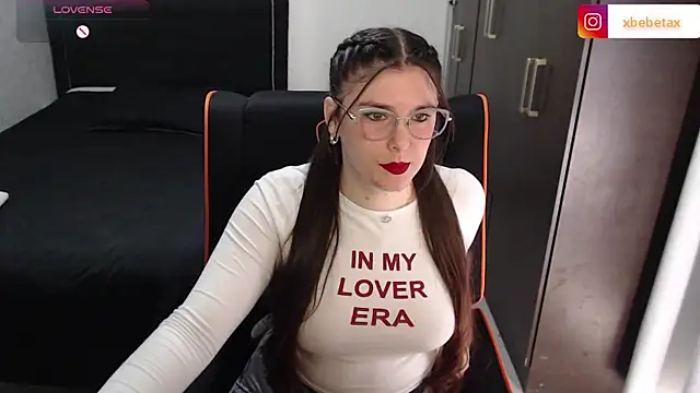 xxbbtaa online show from September 15, 6:48 pm