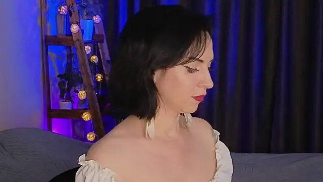 lily conor online show from July 28, 11:50 am