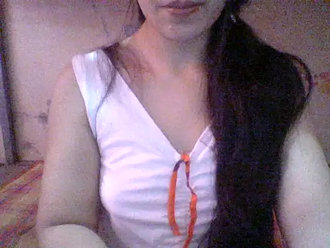 Snapshot of spankmybootyxxx chatting on September 27, 1:35 am spankmybootyxxx online show from September 27, 1:35 am