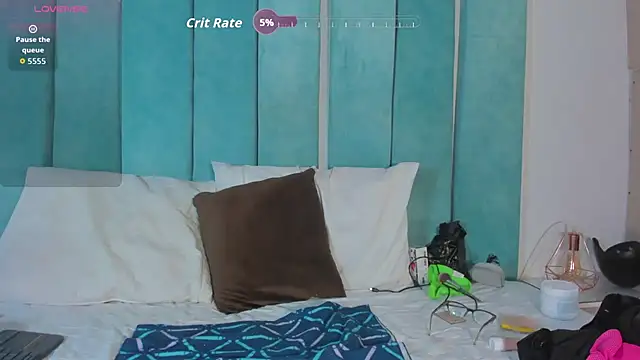 Keyla Milf online show from March 10, 11:53 pm