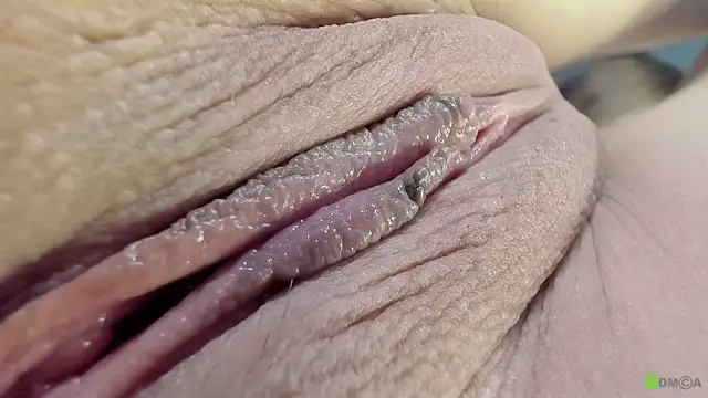 Courtney Luv online show from September 22, 4:16 pm