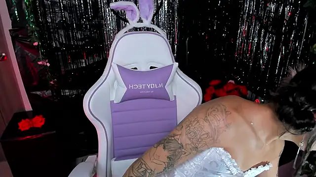 katalina garcia online show from October 11, 12:15 am