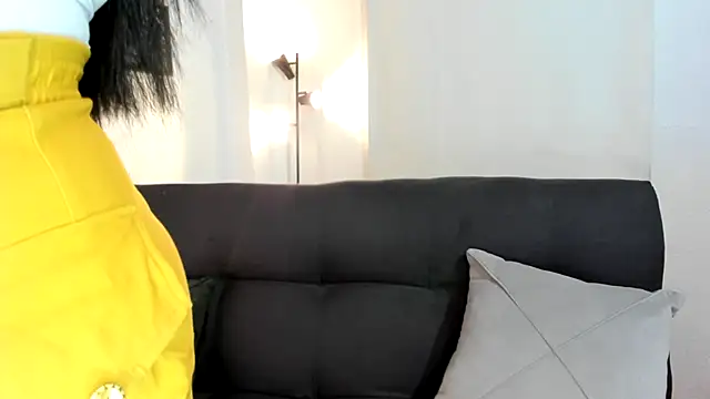 Tania mature online show from March 20, 6:24 pm