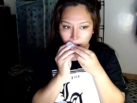 urqueendominant online show from December 16, 2:50 am