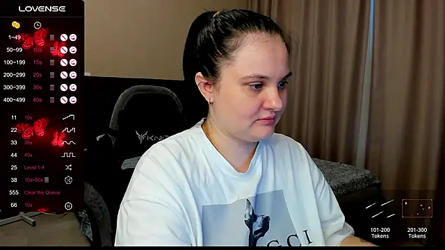 Snapshot of AlanaBrox chatting on October 27, 12:12 pm AlanaBrox online show from October 27, 12:12 pm