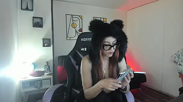 kay marie online show from October 19, 9:28 pm