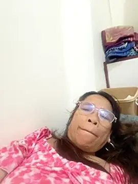 HotsexyNaughtysweetbaby online show from April 24, 1:14 pm