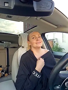 Bondgirl 013 online show from September 19, 12:48 pm