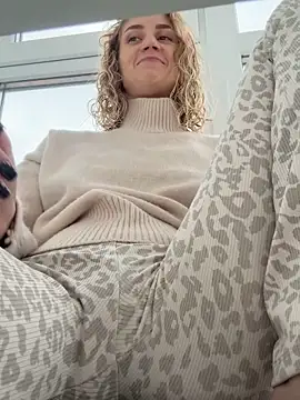 Feral berry 8133 online show from September 30, 11:38 am