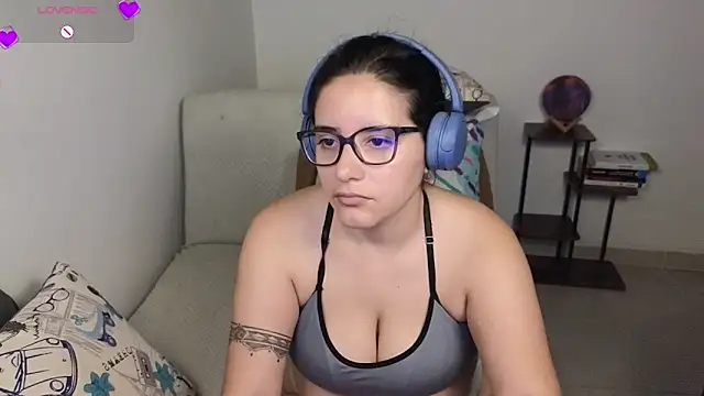 blue  moon  online show from April 7, 4:47 am