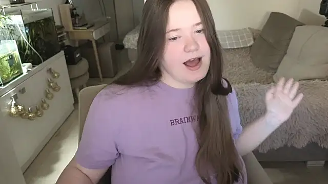 remirann  online show from March 7, 2:02 pm