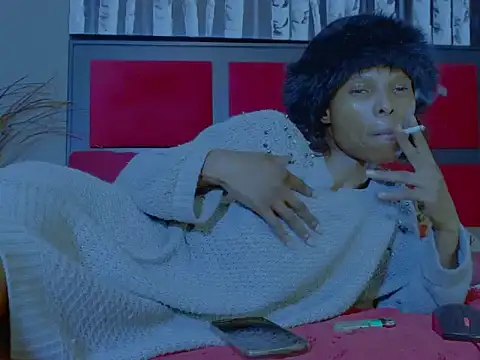 MissParis26 online show from November 17, 9:15 pm