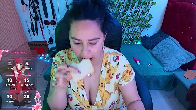 elektra 32 online show from October 23, 1:50 pm