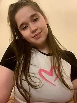 HornyGirlH online show from October 20, 10:35 pm