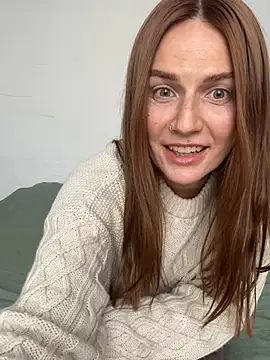 BritneyHall online show from March 17, 10:30 am