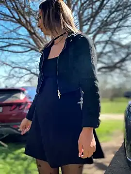 LetsFunKARINA online show from April 15, 4:46 am