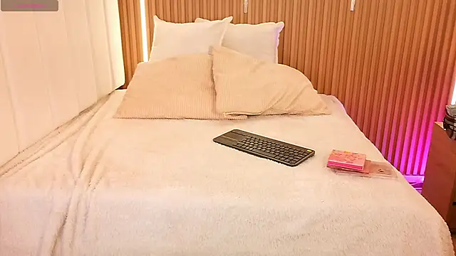 KimSensual  online show from March 23, 12:55 pm