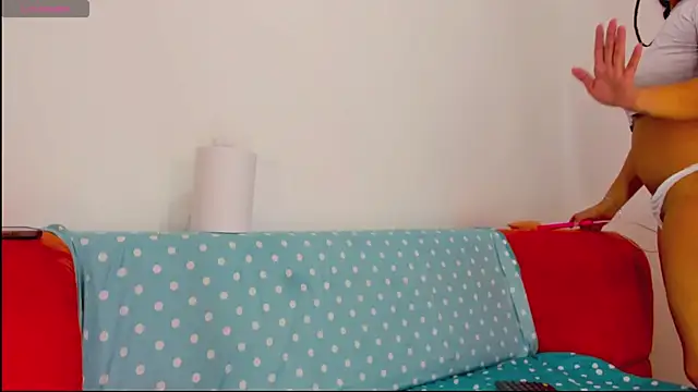 moana taylor online show from April 7, 12:40 pm